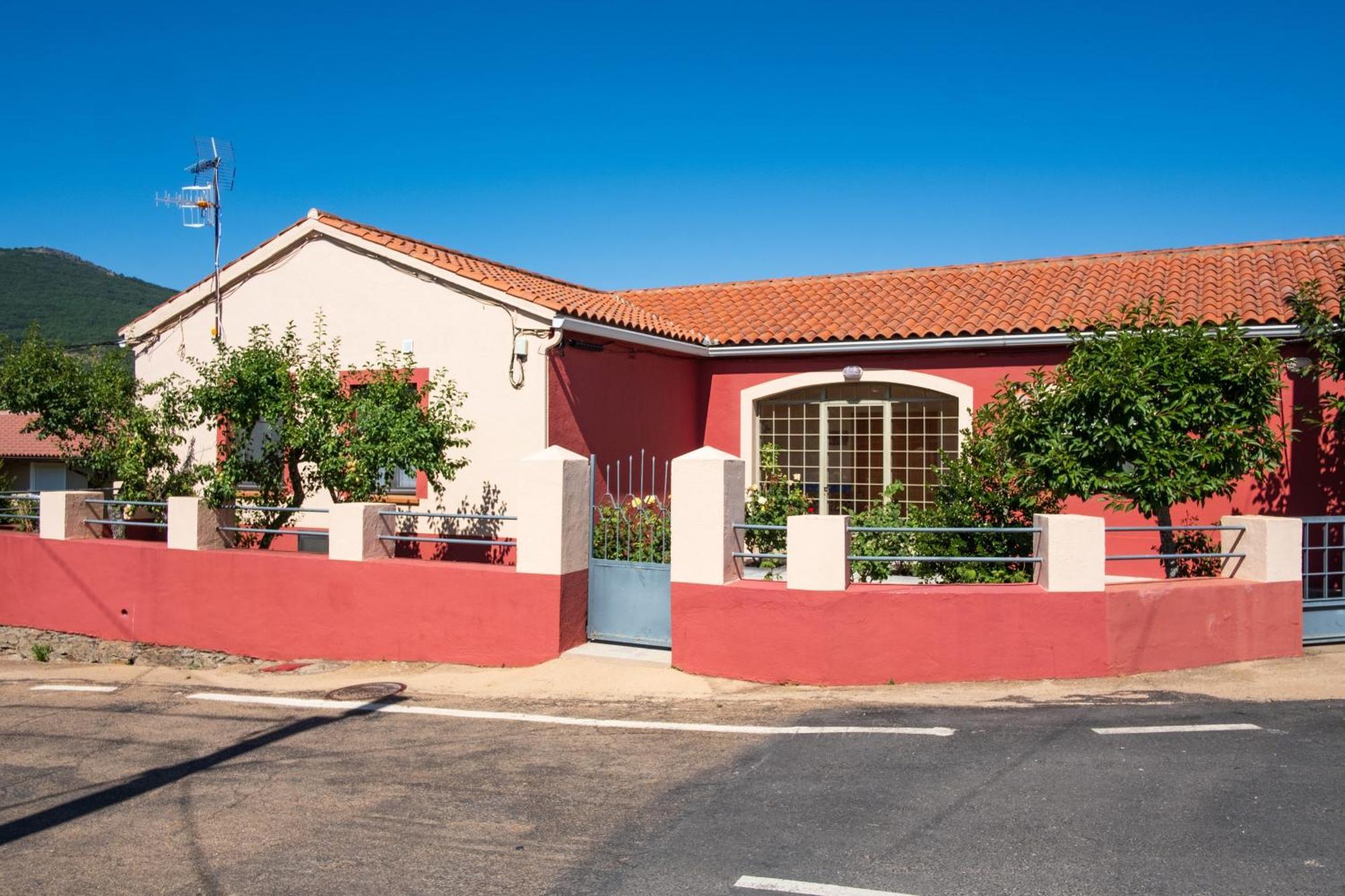 Casa Rural Rinconada La Rinconada de la Sierra Exterior photo